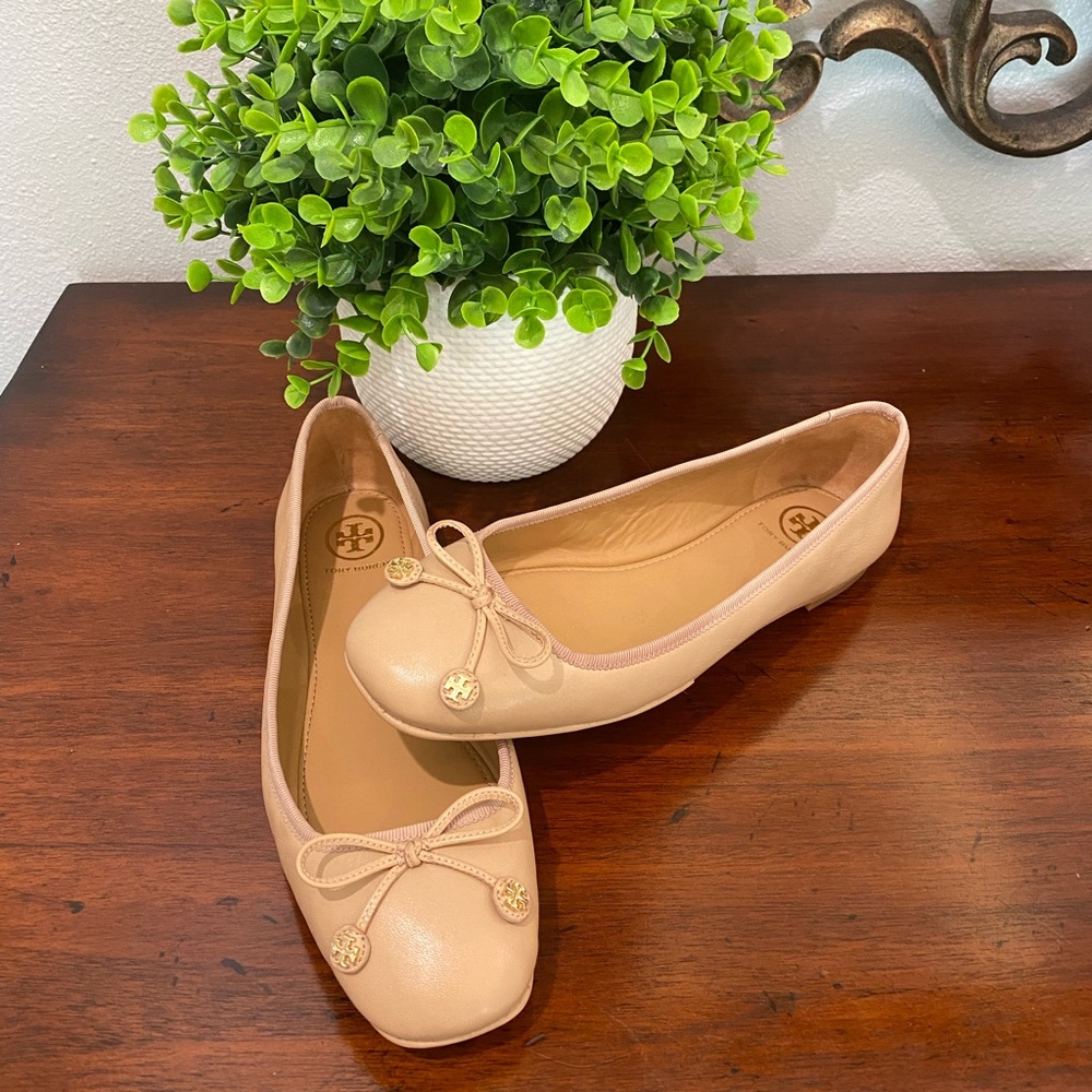 Tory Burch charm flats